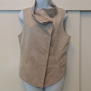 BCBG MaxAzria Vest